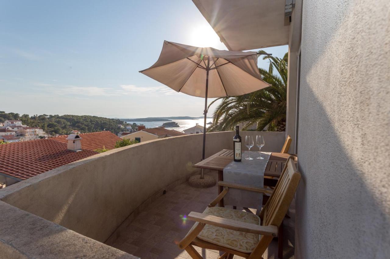 Apartman Lucy Hvar Town Exterior photo
