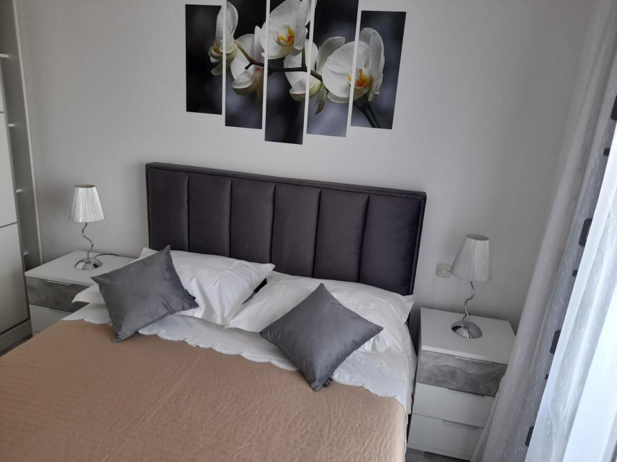 Apartman Lucy Hvar Town Exterior photo